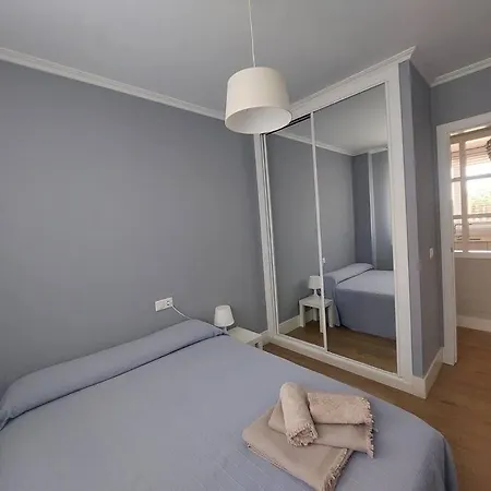 Apartamento Con Terraza Privada, Garaje Y Wifi. * Teo