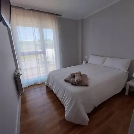 Apartamento Con Terraza Privada, Garaje Y Wifi. Apartment Teo